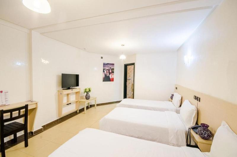 Hotel Inou アウリール エクステリア 写真